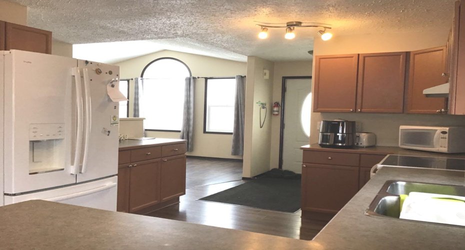 22 KREINER Crescent, Whitecourt, Alberta T7S 1X5, 4 Bedrooms Bedrooms, ,2 BathroomsBathrooms,Residential,For Sale,KREINER,A2293087