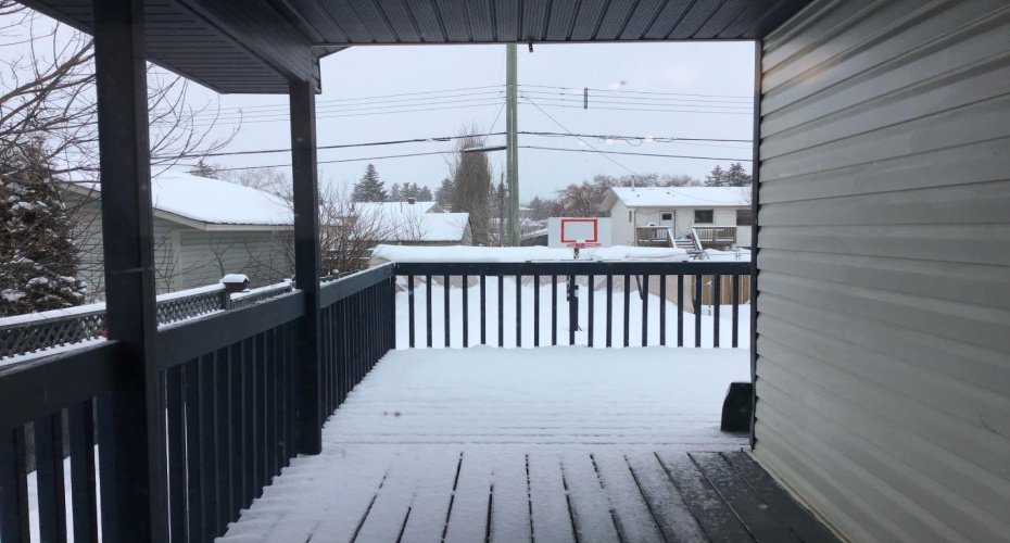 22 KREINER Crescent, Whitecourt, Alberta T7S 1X5, 4 Bedrooms Bedrooms, ,2 BathroomsBathrooms,Residential,For Sale,KREINER,A2293087