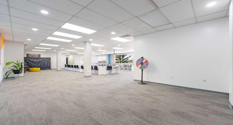 12 Manning Close, Calgary, Alberta T2E 7N6, ,Commercial,For Lease,Manning,A2293130