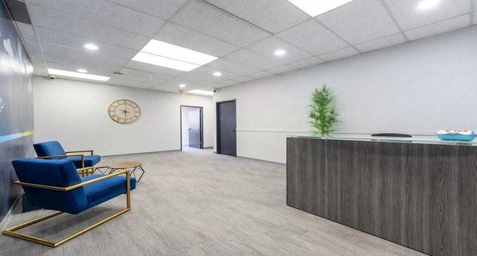 12 Manning Close, Calgary, Alberta T2E 7N6, ,Commercial,For Lease,Manning,A2293130