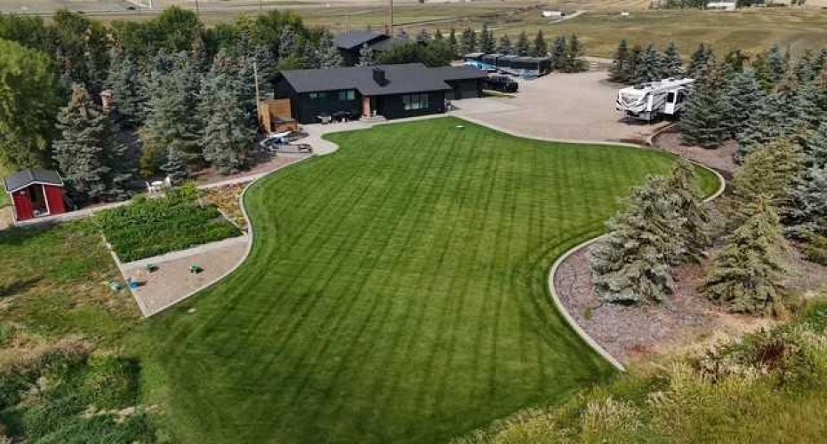 223001 Township Road 92, Rural Lethbridge County, Alberta T0L 0V0, 5 Bedrooms Bedrooms, ,3 BathroomsBathrooms,Residential,For Sale,Township Road 92,A2293137