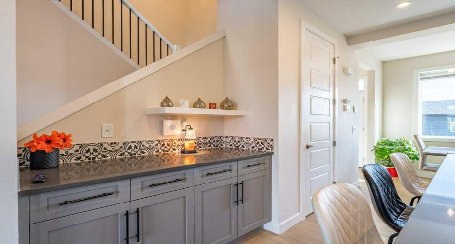 Breakfast Bar