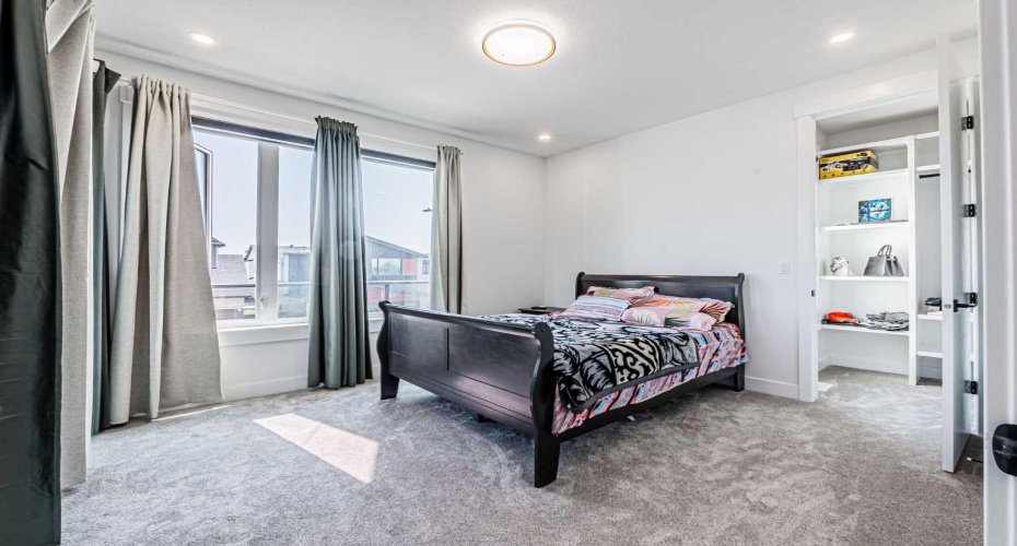 424 Watercrest Place, Chestermere, Alberta T1X 2Y9, 8 Bedrooms Bedrooms, ,7 BathroomsBathrooms,Residential,For Sale,Watercrest,A2293178