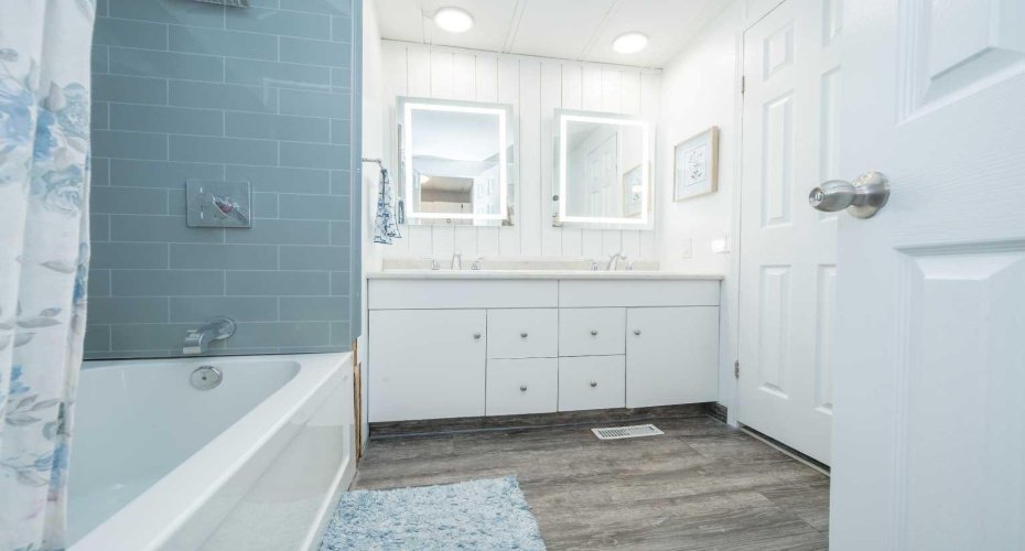 10615 88 Street, Grande Prairie, Alberta T8X 1P5, 2 Bedrooms Bedrooms, ,1 BathroomBathrooms,Mobile,For Sale,88,A2293183