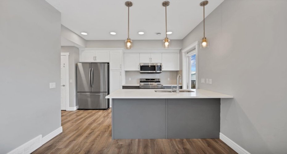 10060 46 Street, Calgary, Alberta T3J 2H8, 2 Bedrooms Bedrooms, ,3 BathroomsBathrooms,Residential,For Sale,46,A2293189