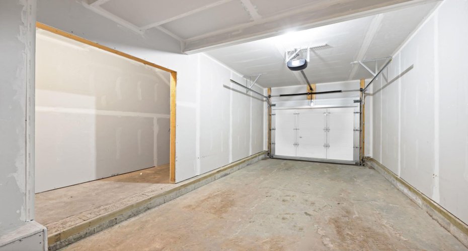 10060 46 Street, Calgary, Alberta T3J 2H8, 2 Bedrooms Bedrooms, ,3 BathroomsBathrooms,Residential,For Sale,46,A2293189