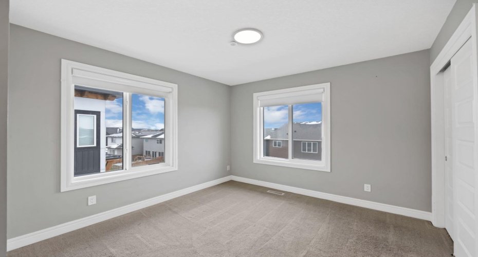 10060 46 Street, Calgary, Alberta T3J 2H8, 2 Bedrooms Bedrooms, ,3 BathroomsBathrooms,Residential,For Sale,46,A2293189