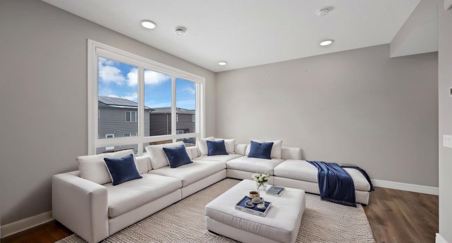 10060 46 Street, Calgary, Alberta T3J 2H8, 2 Bedrooms Bedrooms, ,3 BathroomsBathrooms,Residential,For Sale,46,A2293189