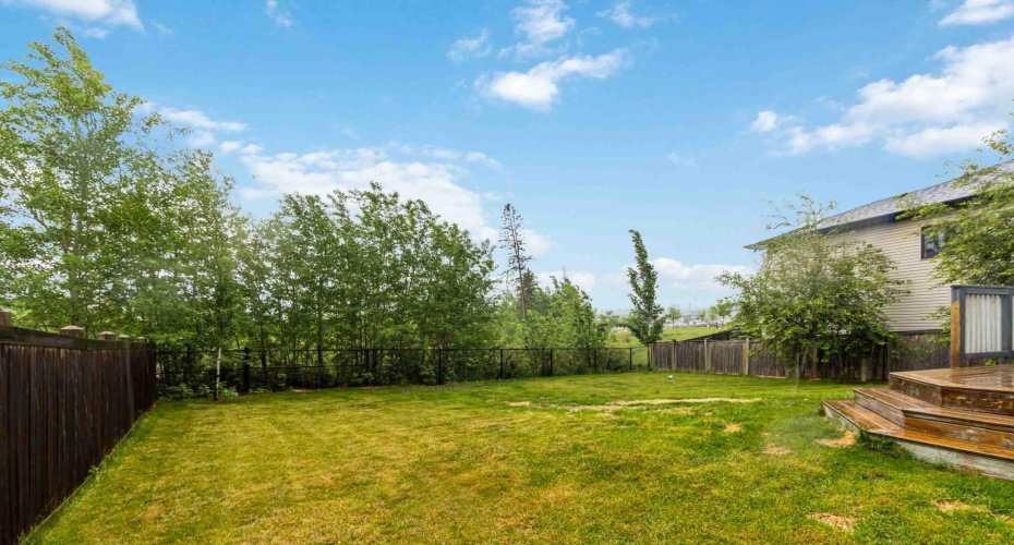 105 Gravelstone Road, Fort McMurray, Alberta T9K0W9, 5 Bedrooms Bedrooms, ,4 BathroomsBathrooms,Residential,For Sale,Gravelstone,A2293198