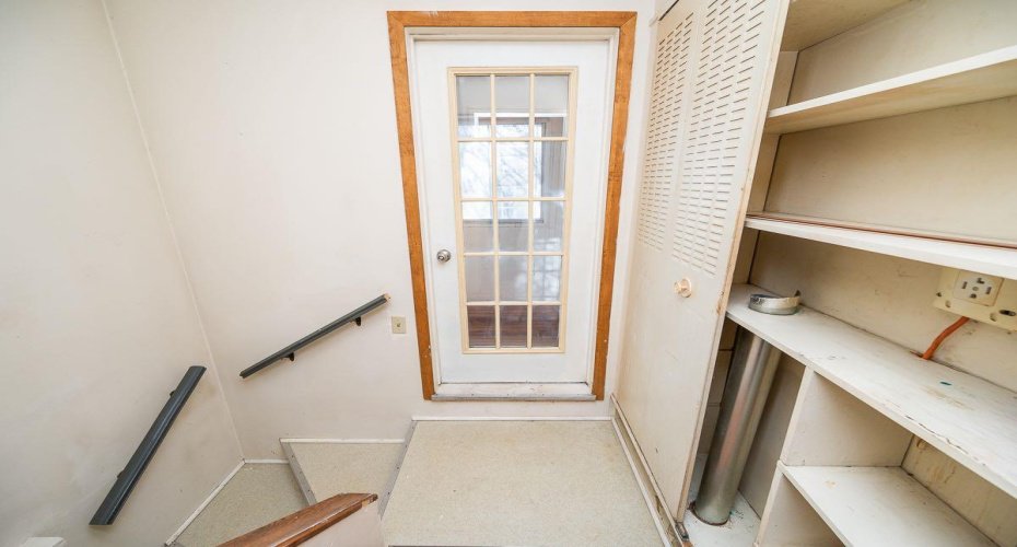 5811 43 Avenue, Red Deer, Alberta T4N 3E5, 2 Bedrooms Bedrooms, ,3 BathroomsBathrooms,Residential,For Sale,43,A2293203