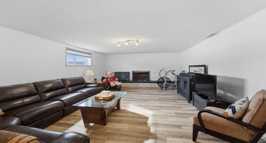 51026 Highway 587, Rural Clearwater County, Alberta T0M1C0, 4 Bedrooms Bedrooms, ,3 BathroomsBathrooms,Agri-business,For Sale,Highway 587,A2293207