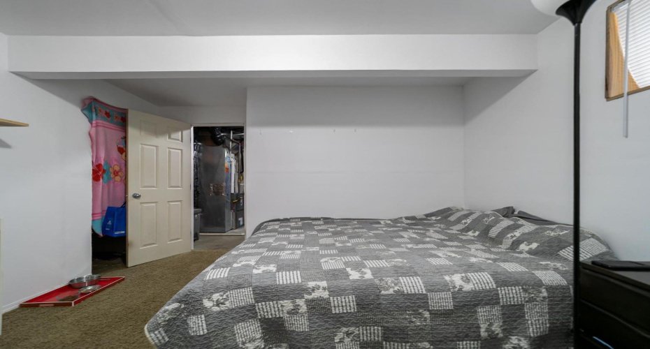 5809 28 Avenue, Camrose, Alberta T4V 1P8, 3 Bedrooms Bedrooms, ,3 BathroomsBathrooms,Residential,For Sale,28,A2293210