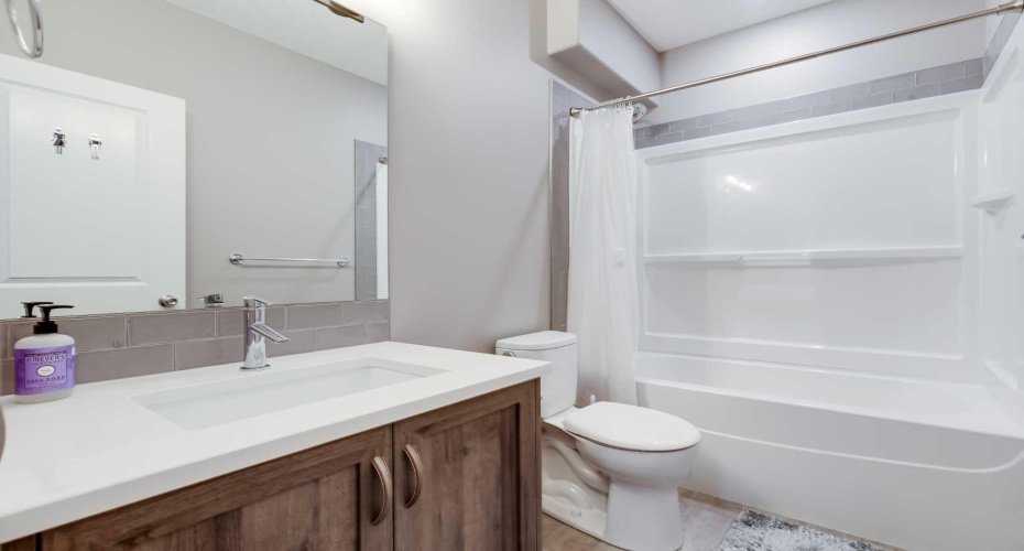 196 Kincora Hill, Calgary, Alberta T3R 0A8, 4 Bedrooms Bedrooms, ,4 BathroomsBathrooms,Residential,For Sale,Kincora,A2293211