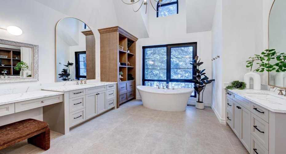 3207 Alfege Street, Calgary, Alberta T2T 3S4, 4 Bedrooms Bedrooms, ,5 BathroomsBathrooms,Residential,For Sale,Alfege,A2293219