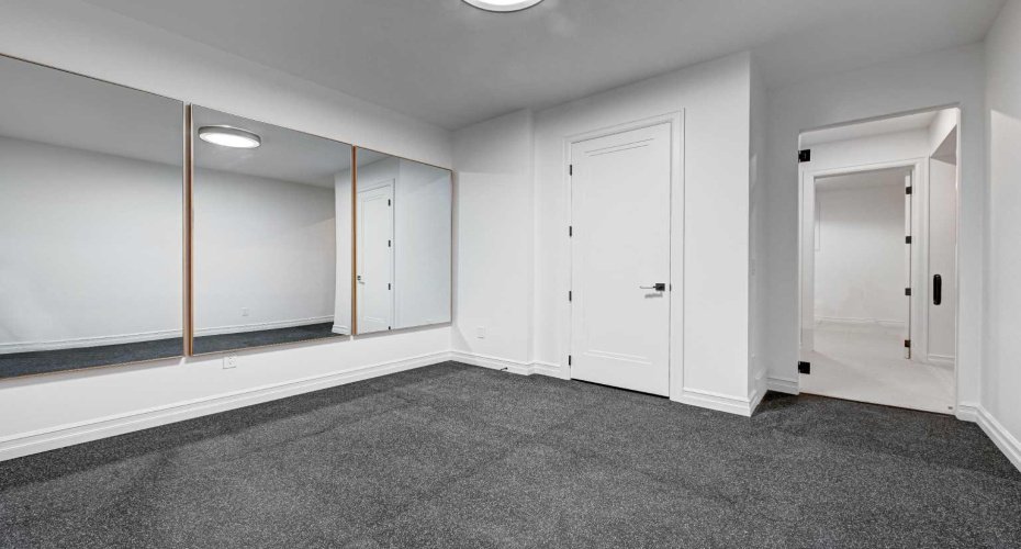 3207 Alfege Street, Calgary, Alberta T2T 3S4, 4 Bedrooms Bedrooms, ,5 BathroomsBathrooms,Residential,For Sale,Alfege,A2293219