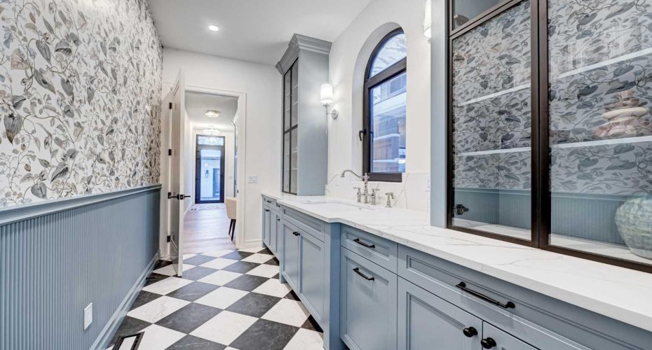 3207 Alfege Street, Calgary, Alberta T2T 3S4, 4 Bedrooms Bedrooms, ,5 BathroomsBathrooms,Residential,For Sale,Alfege,A2293219