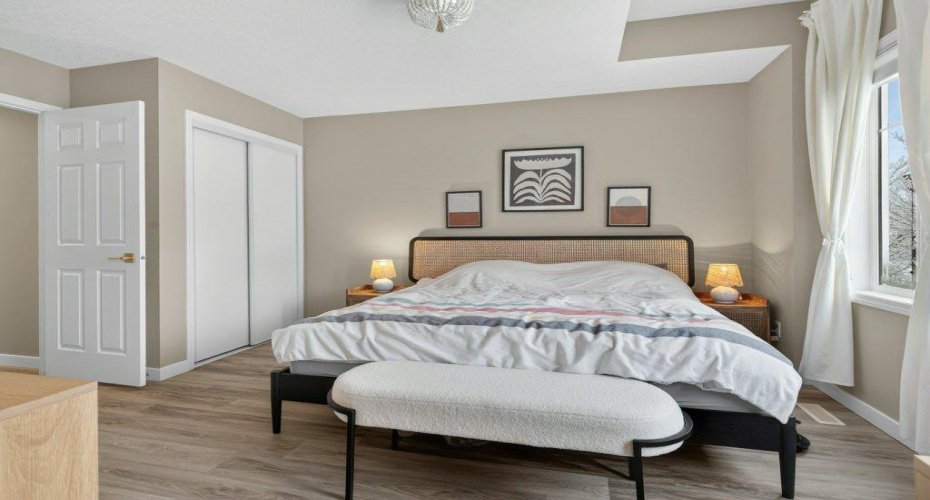 1012 Windsong Drive, Airdrie, Alberta T4B 0P2, 2 Bedrooms Bedrooms, ,4 BathroomsBathrooms,Residential,For Sale,Windsong,A2293220