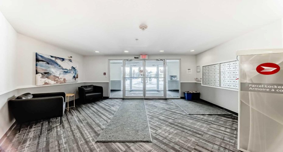 2518 Fish Creek Boulevard, Calgary, Alberta T2Y4T6, 2 Bedrooms Bedrooms, ,1 BathroomBathrooms,Residential,For Sale,Fish Creek,A2293223