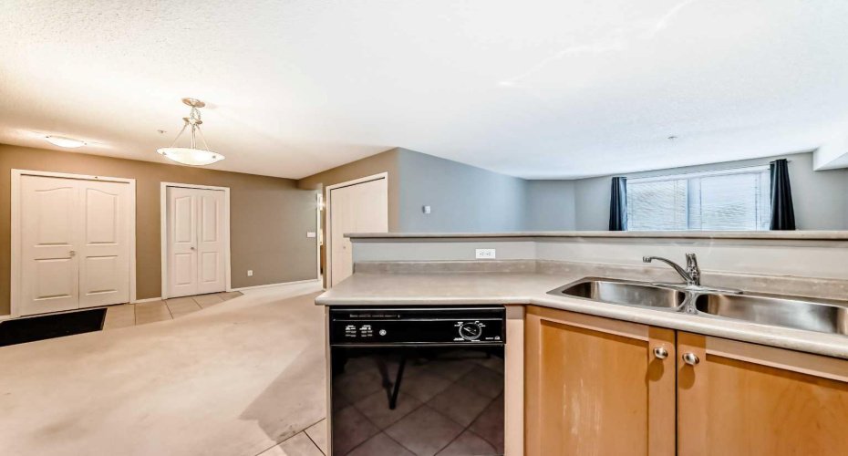 2518 Fish Creek Boulevard, Calgary, Alberta T2Y4T6, 2 Bedrooms Bedrooms, ,1 BathroomBathrooms,Residential,For Sale,Fish Creek,A2293223