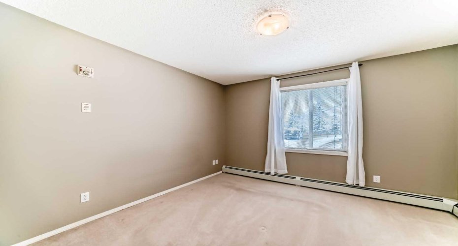 2518 Fish Creek Boulevard, Calgary, Alberta T2Y4T6, 2 Bedrooms Bedrooms, ,1 BathroomBathrooms,Residential,For Sale,Fish Creek,A2293223