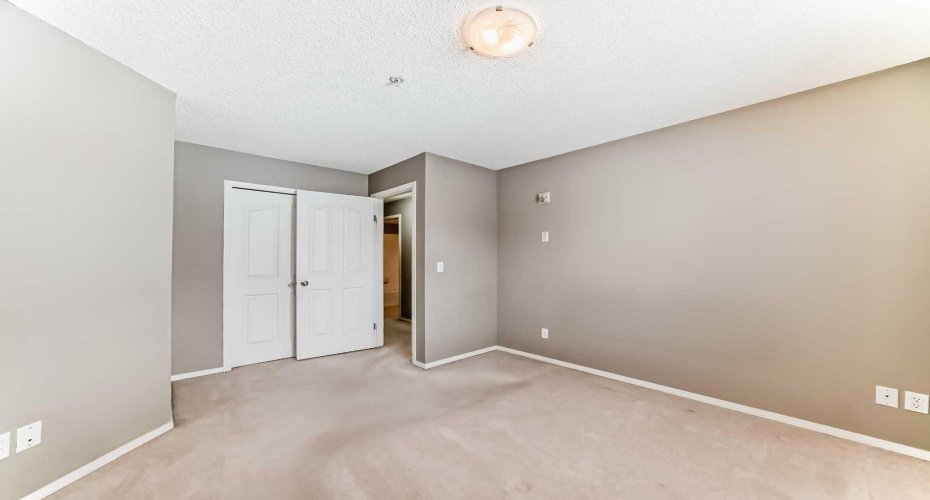 2518 Fish Creek Boulevard, Calgary, Alberta T2Y4T6, 2 Bedrooms Bedrooms, ,1 BathroomBathrooms,Residential,For Sale,Fish Creek,A2293223