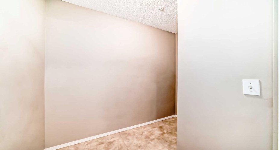 2518 Fish Creek Boulevard, Calgary, Alberta T2Y4T6, 2 Bedrooms Bedrooms, ,1 BathroomBathrooms,Residential,For Sale,Fish Creek,A2293223