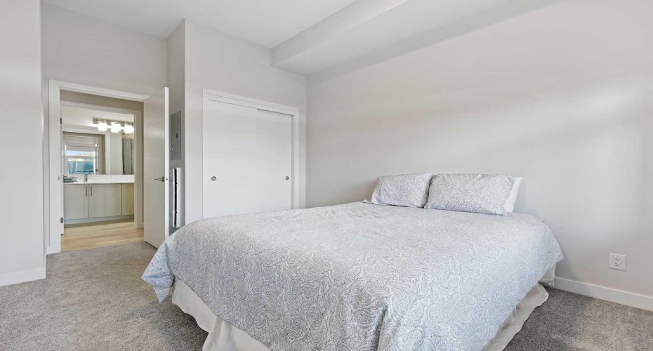 255 Les Jardins Park, Calgary, Alberta T2C 5W9, 2 Bedrooms Bedrooms, ,2 BathroomsBathrooms,Residential,For Sale,Les Jardins,A2293228