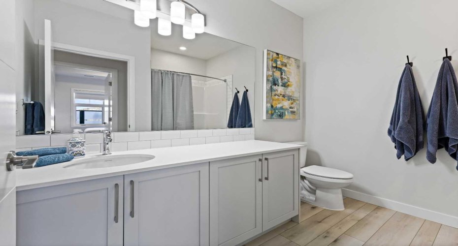 255 Les Jardins Park, Calgary, Alberta T2C 5W9, 2 Bedrooms Bedrooms, ,2 BathroomsBathrooms,Residential,For Sale,Les Jardins,A2293228