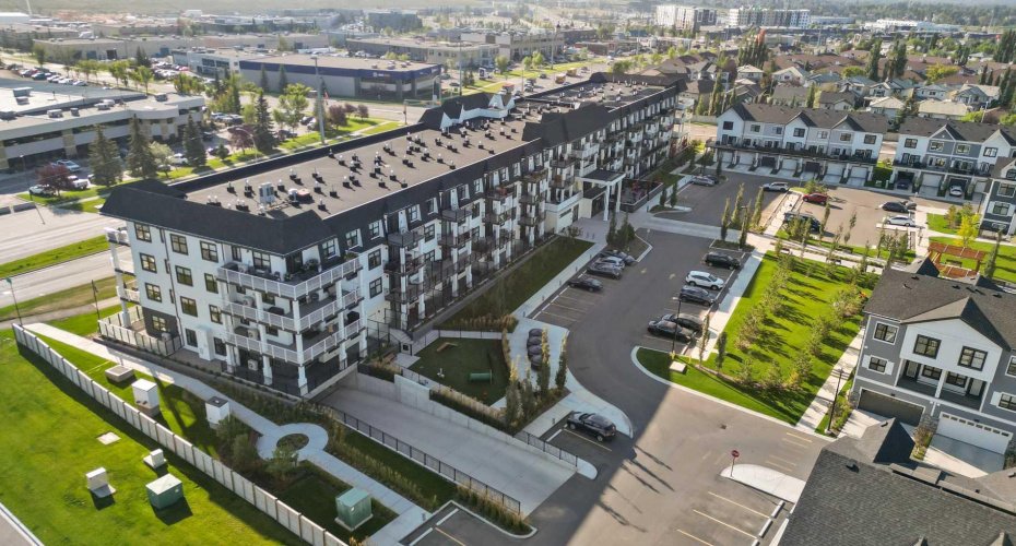 255 Les Jardins Park, Calgary, Alberta T2C 5W9, 2 Bedrooms Bedrooms, ,2 BathroomsBathrooms,Residential,For Sale,Les Jardins,A2293228