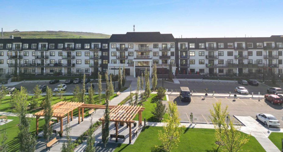 255 Les Jardins Park, Calgary, Alberta T2C 5W9, 2 Bedrooms Bedrooms, ,2 BathroomsBathrooms,Residential,For Sale,Les Jardins,A2293228