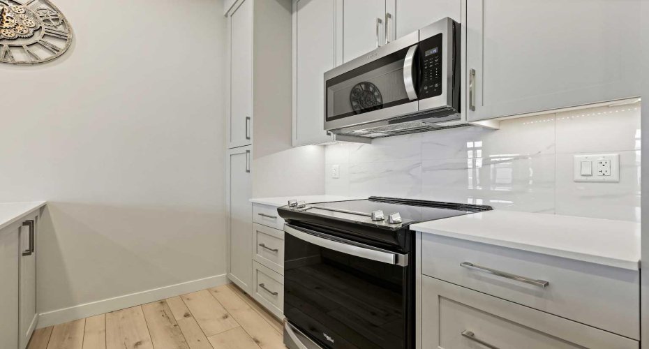 255 Les Jardins Park, Calgary, Alberta T2C 5W9, 2 Bedrooms Bedrooms, ,2 BathroomsBathrooms,Residential,For Sale,Les Jardins,A2293228