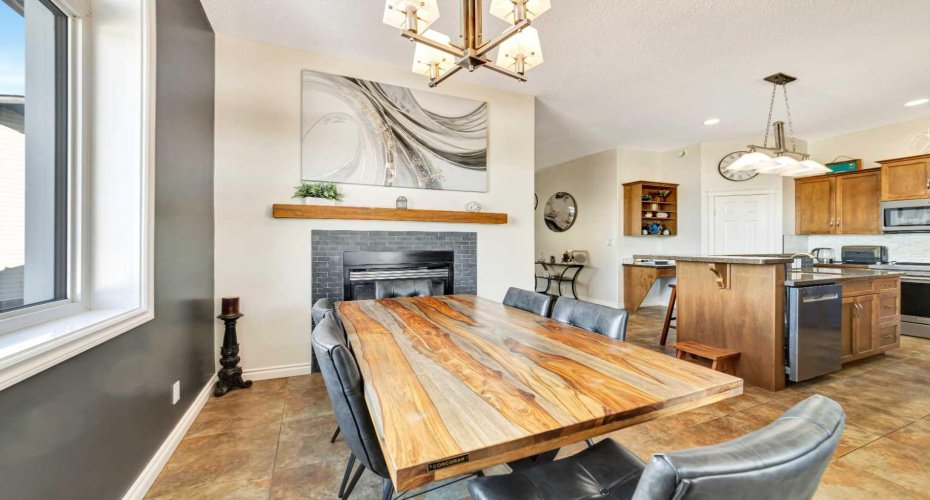 4104 74 Avenue, Lloydminster, Alberta T9V 2H6, 5 Bedrooms Bedrooms, ,3 BathroomsBathrooms,Residential,For Sale,74,A2293233