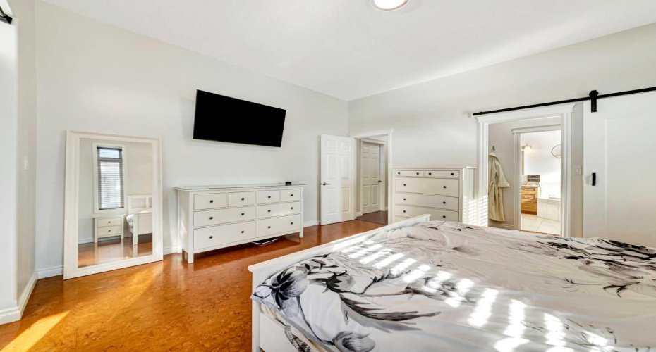 4104 74 Avenue, Lloydminster, Alberta T9V 2H6, 5 Bedrooms Bedrooms, ,3 BathroomsBathrooms,Residential,For Sale,74,A2293233