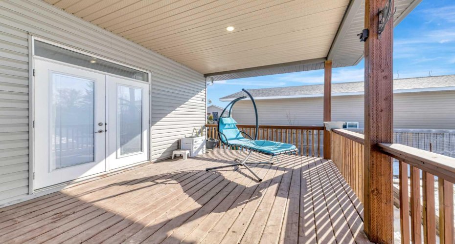 4104 74 Avenue, Lloydminster, Alberta T9V 2H6, 5 Bedrooms Bedrooms, ,3 BathroomsBathrooms,Residential,For Sale,74,A2293233