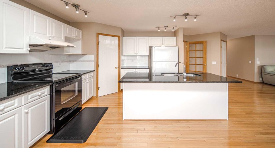 110 Hampstead Rise, Calgary, Alberta T3A 6B5, 5 Bedrooms Bedrooms, ,4 BathroomsBathrooms,Residential,For Sale,Hampstead,A2293244