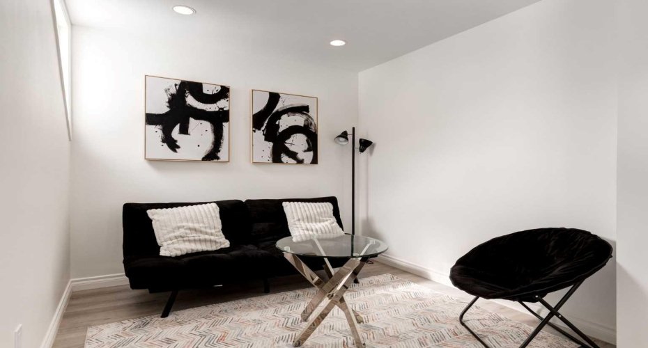 1416 Memorial Drive, Calgary, Alberta T2N3E5, 3 Bedrooms Bedrooms, ,2 BathroomsBathrooms,Residential,For Sale,Memorial,A2293255