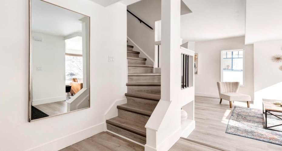 1416 Memorial Drive, Calgary, Alberta T2N3E5, 3 Bedrooms Bedrooms, ,2 BathroomsBathrooms,Residential,For Sale,Memorial,A2293255