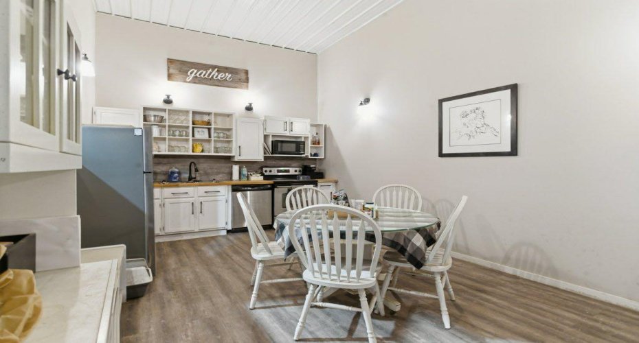 274216 112 Street, Millarville, Alberta T0L 1K0, ,2 BathroomsBathrooms,Agri-business,For Sale,112,A2293260