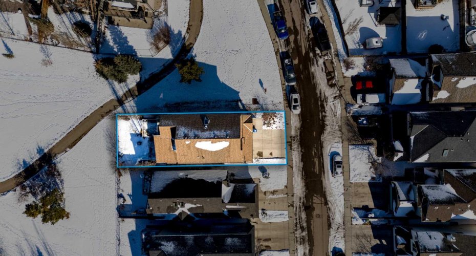 2905 Prairie Springs Grove, Airdrie, Alberta T4B 0E6, 4 Bedrooms Bedrooms, ,4 BathroomsBathrooms,Residential,For Sale,Prairie Springs,A2293268