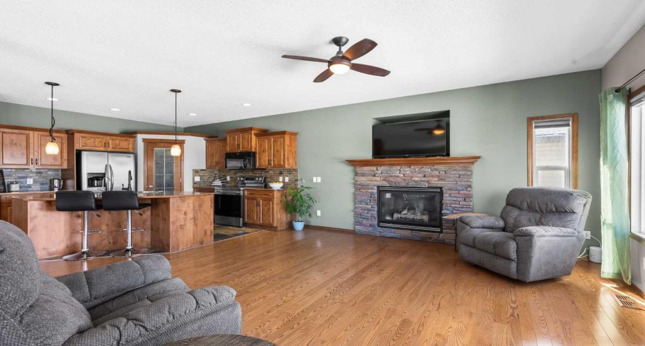 2905 Prairie Springs Grove, Airdrie, Alberta T4B 0E6, 4 Bedrooms Bedrooms, ,4 BathroomsBathrooms,Residential,For Sale,Prairie Springs,A2293268