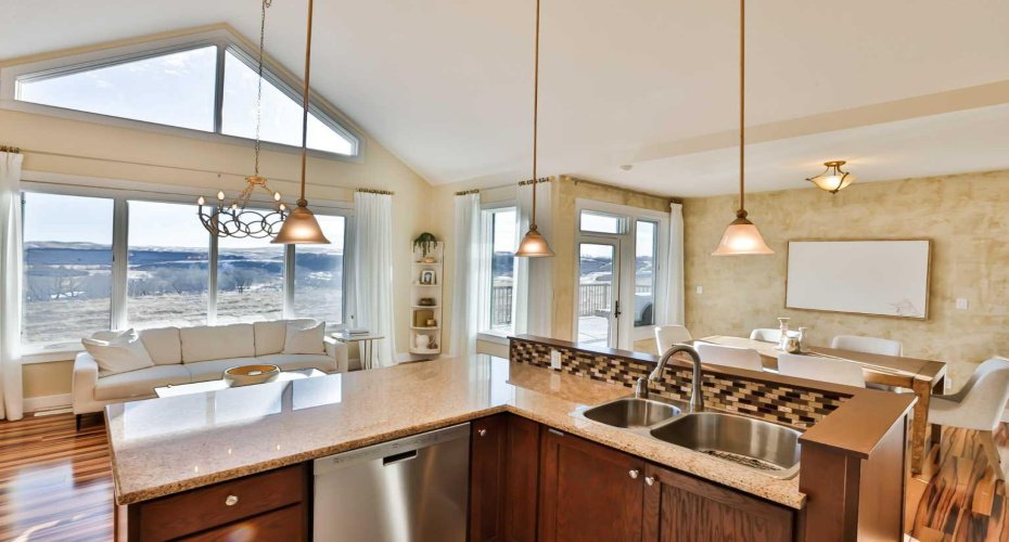 804 Fairway Boulevard, Cardston, Alberta T0K 0K0, 4 Bedrooms Bedrooms, ,3 BathroomsBathrooms,Residential,For Sale,Fairway,A2293271