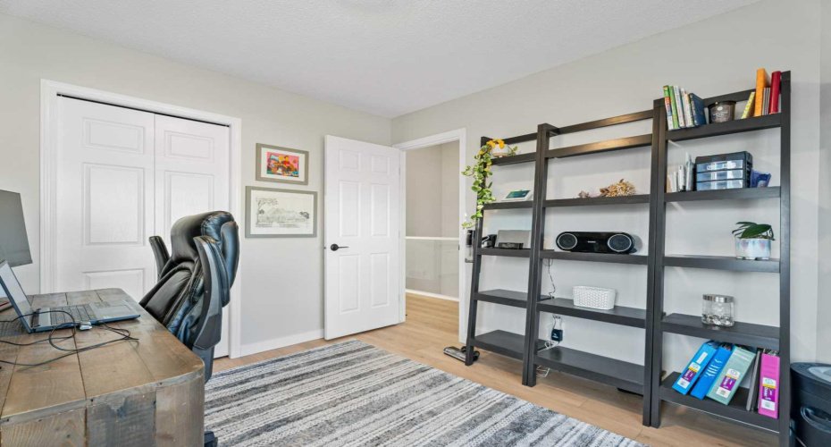 117 Rocky Ridge Landing, Calgary, Alberta t3g 4h5, 3 Bedrooms Bedrooms, ,3 BathroomsBathrooms,Residential,For Sale,Rocky Ridge,A2293275