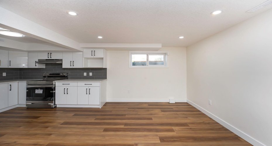 140 Whitworth Way, Calgary, Alberta T1y 6a9, 5 Bedrooms Bedrooms, ,2 BathroomsBathrooms,Residential,For Sale,Whitworth,A2293297