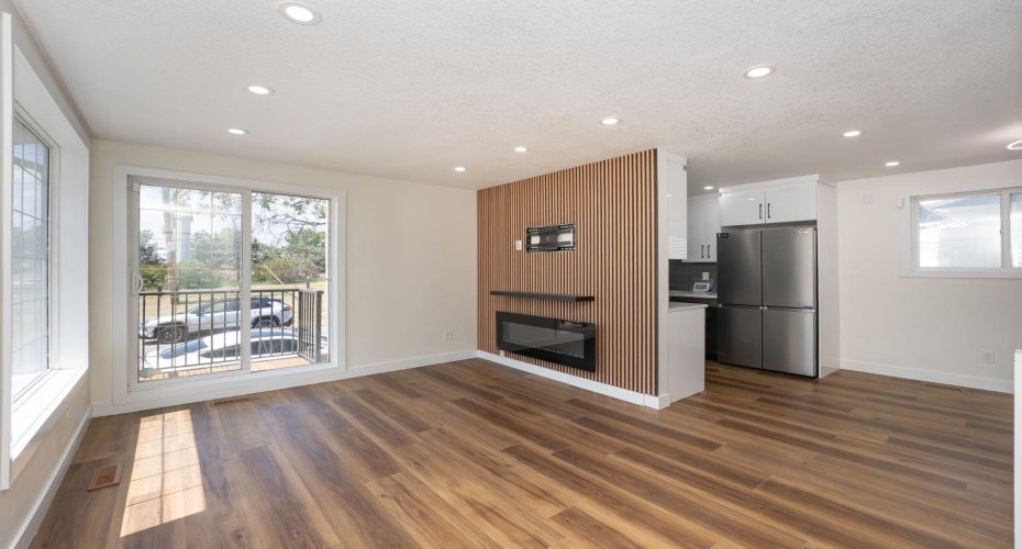 140 Whitworth Way, Calgary, Alberta T1y 6a9, 5 Bedrooms Bedrooms, ,2 BathroomsBathrooms,Residential,For Sale,Whitworth,A2293297