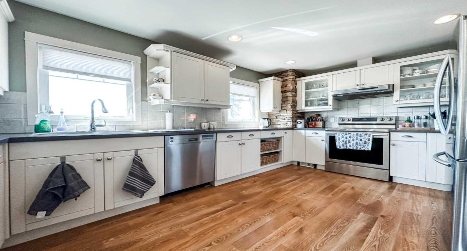 38503 Range Rd 12-3, Rural Paintearth No. 18, County of, Alberta T0C 0X0, 5 Bedrooms Bedrooms, ,2 BathroomsBathrooms,Agri-business,For Sale,Range Rd 12-3,A2293301