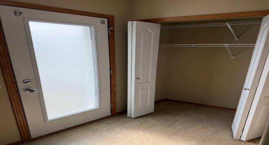 6220 Orr Drive, Red Deer, Alberta T4P 3Z8, 3 Bedrooms Bedrooms, ,2 BathroomsBathrooms,Residential,For Sale,Orr,A2293307