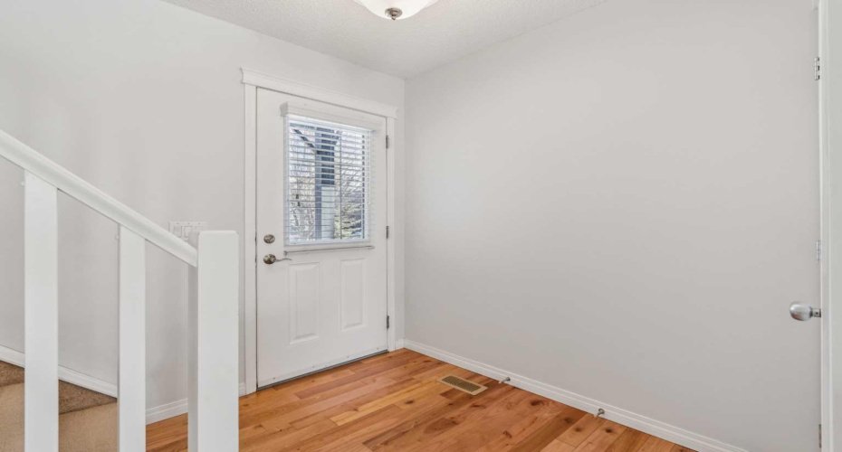 85 Silverado Range View, Calgary, Alberta T2X 0E1, 3 Bedrooms Bedrooms, ,4 BathroomsBathrooms,Residential,For Sale,Silverado Range,A2293309