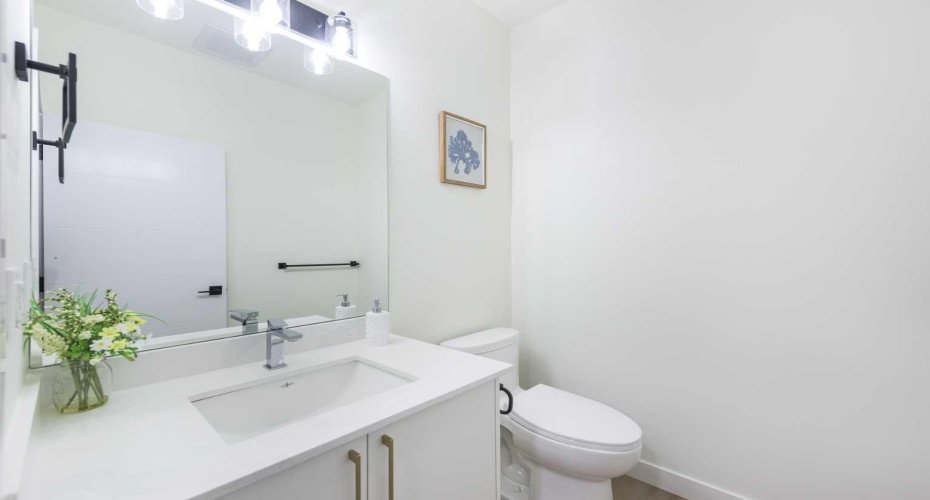 80 Heritage Manor, Cochrane, Alberta T4C 3K8, 3 Bedrooms Bedrooms, ,3 BathroomsBathrooms,Residential,For Sale,Heritage,A2293313