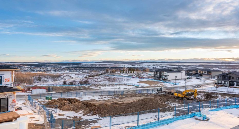 80 Heritage Manor, Cochrane, Alberta T4C 3K8, 3 Bedrooms Bedrooms, ,3 BathroomsBathrooms,Residential,For Sale,Heritage,A2293313