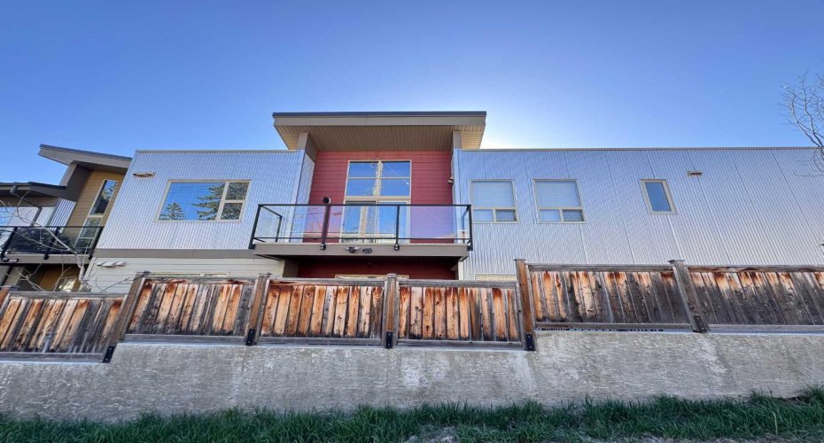 4303 1 Street, Calgary, Alberta T2E 7M3, 1 Bedroom Bedrooms, ,1 BathroomBathrooms,Residential,For Sale,1,A2293314